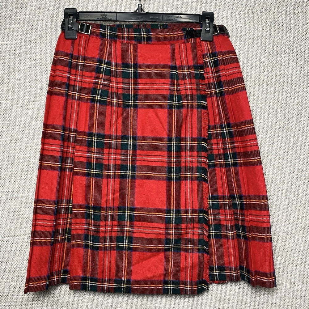 OND O'Neil of Dublin Skirt Size 32 (8/9) Red Tartan Plaid